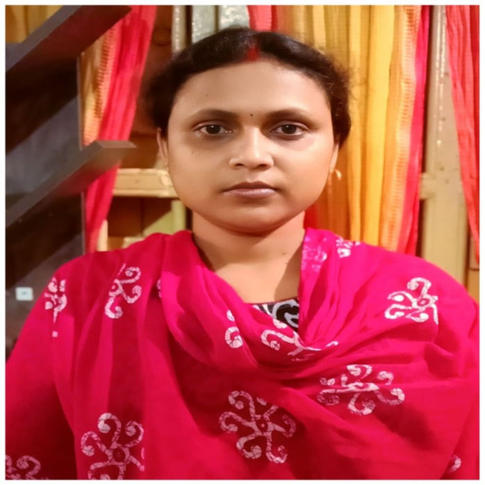 <center><b><div style="color:darkblue;font-size:20px;">Tumpa Naskar</div></b></center> <br>
<center><div style="color:skyblue;font-size:15px;">Production Lead</div></center>
<br>
<center><div style="color:grey;font-size:15px;">Looks after Paushtik Life’s Cooking operations.</div></center>